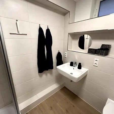 Apartament Naehe Centro, Rudolf Weber Arena *